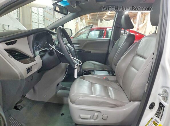 5TDYZ3DC4HS856456 2017 TOYOTA LE White Front interior view