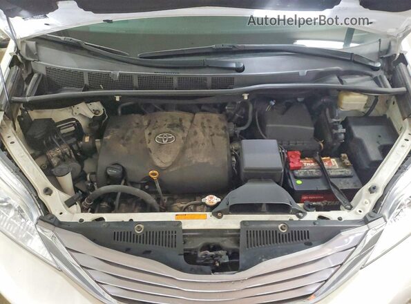 5TDYZ3DC4HS856456 2017 TOYOTA LE White Engine compartment view