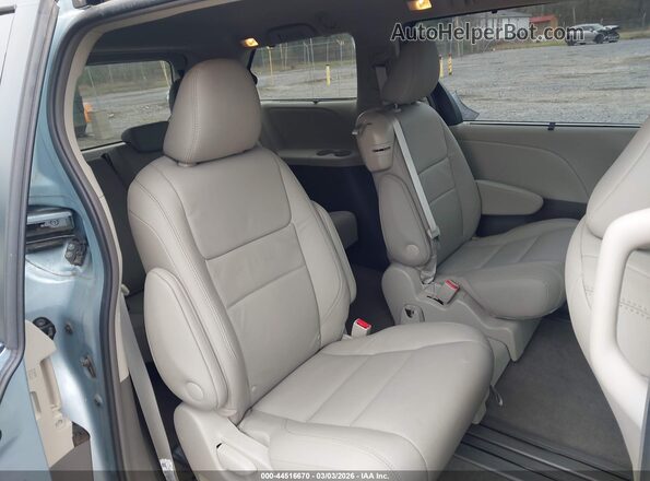 5TDYZ3DC7HS874756 2017 TOYOTA LE Blue VIN sticker view