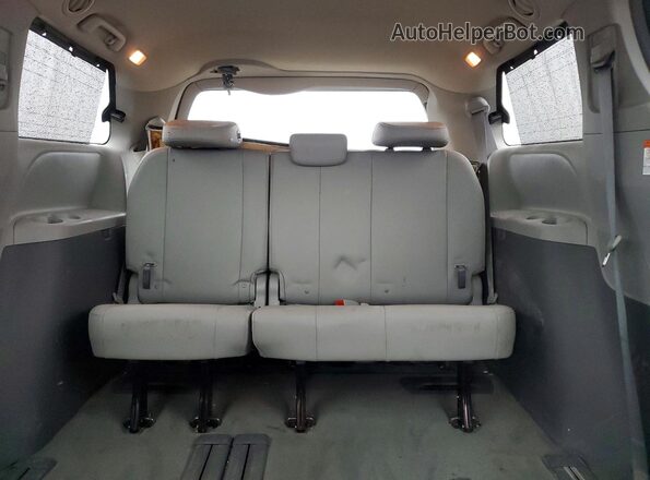 5TDYZ3DC9HS861216 2017 TOYOTA LE Gray Rear seats view