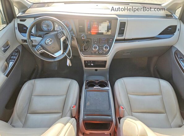 5TDYZ3DC9HS861216 2017 TOYOTA LE Gray Dashboard view