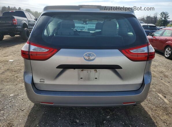 5TDZZ3DC2JS963189 2018 TOYOTA SIENNA Silver 