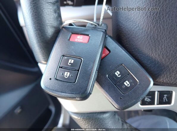 5TFAY5F18MX047820 2021 TOYOTA TUNDRA Белый Вид панели приборов
