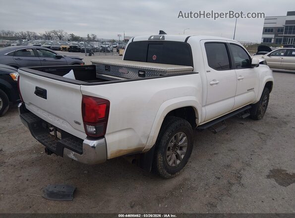 5TFAZ5CN2JX064824 2018 TOYOTA TACOMA White Задня права чверть