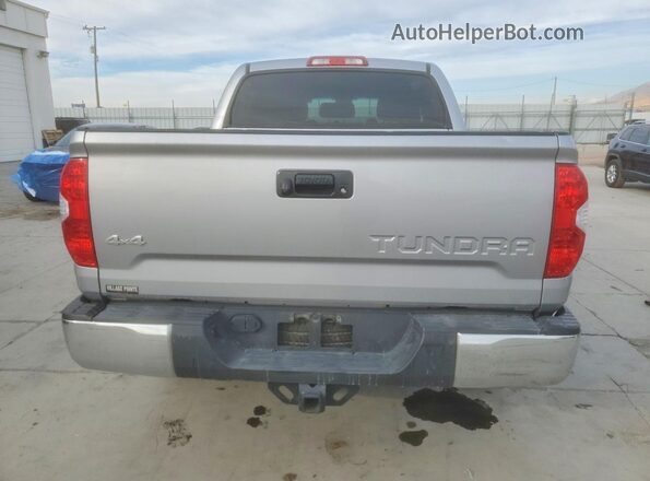 5TFDW5F12GX554137 2016 TOYOTA TUNDRA Silver Widok z tyłu