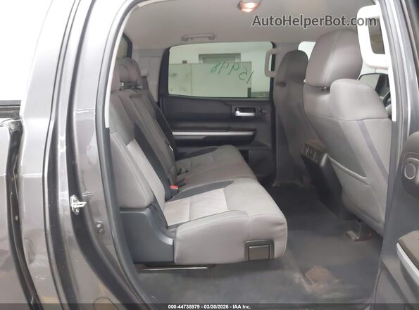 5TFDW5F12HX645099 2017 TOYOTA TUNDRA Gray Вид наклейки з VIN-кодом