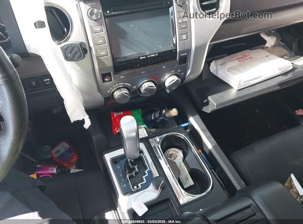 5TFEM5F12HX117296 2017 TOYOTA TUNDRA Black Dashboard view
