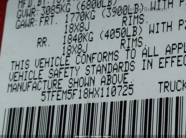 5TFEM5F18HX110725 2017 TOYOTA TUNDRA Red Widok komory silnika