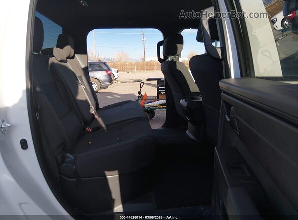 5TFKB5DB6SX301085 2025 TOYOTA TUNDRA White Widok naklejki z numerem VIN
