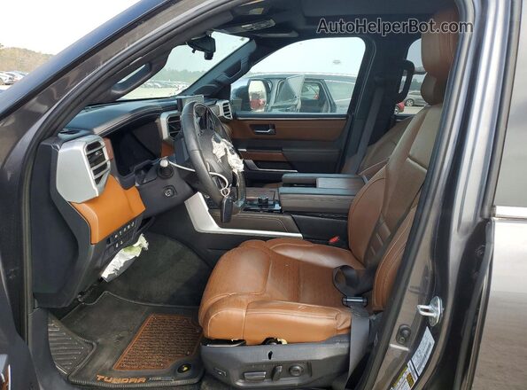 5TFMA5AB0PX02227X 2023 TOYOTA TUNDRA Gray წინა სალონის ხედი