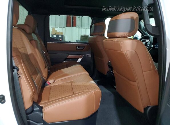 5TFMA5DB8SX278761 2025 TOYOTA TUNDRA Серебряный Вид задних сидений