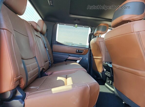 5TFMC5DB1RX048323 2024 TOYOTA TUNDRA Brown Вид задніх сидінь