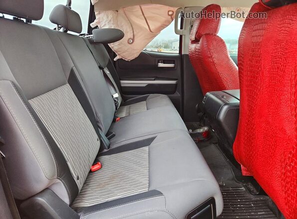 5TFRW5F1XGX199708 2016 TOYOTA TUNDRA Red უკანა სავარძლების ხედი