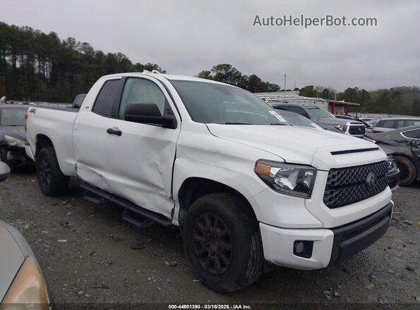 5TFRY5F1XMX279581 2021 TOYOTA TUNDRA White Вид задньої частини салону