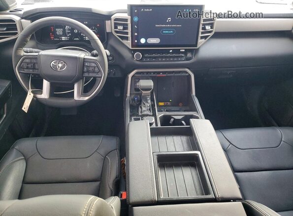 5TFWA5DB0TX349042 2026 TOYOTA LIMITED White Vista del salpicadero