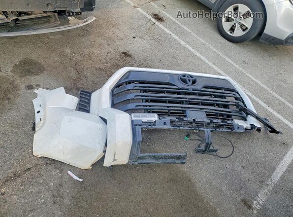 5TFWA5DB0TX349042 2026 TOYOTA LIMITED White Vista del compartimento del motor