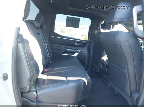 5TFWC5DB3RX042032 2024 TOYOTA TUNDRA HYBRID Gray VIN კოდის სტიკერის ხედი