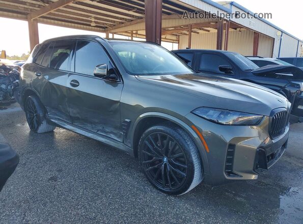 5UX13EU04R9W14687 2024 BMW X5 Green Передня права чверть