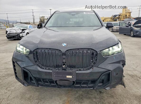 5UX13EU07T9027245 2026 BMW X5 Black Front view
