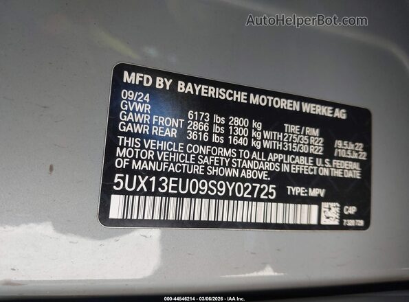 5UX13EU09S9Y02725 2025 BMW X5 Серый 