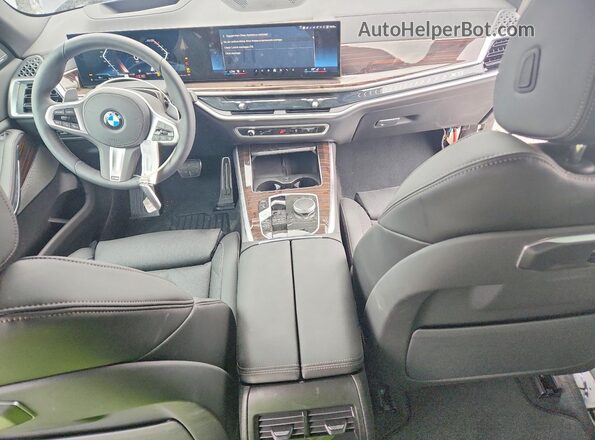 5UX13EU09T9325781 2026 BMW X5 Черный Вид панели приборов