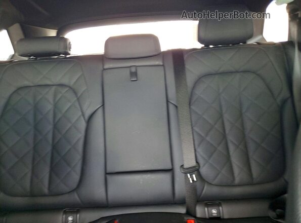 5UX13EU0XT9179844 2026 BMW X5 White Vista de los asientos traseros