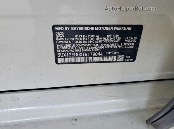 5UX13EU0XT9179844 2026 BMW X5 White Vista de la etiqueta del VIN