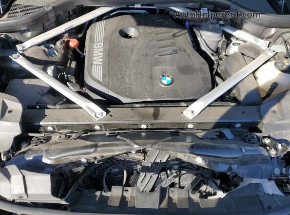 5UX23EM00R9U51976 2024 BMW X7 Silver Engine compartment view