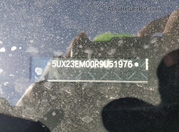 5UX23EM00R9U51976 2024 BMW X7 Silver VIN sticker view