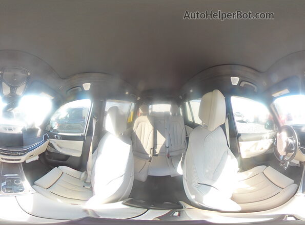 5UX23EM00R9U51976 2024 BMW X7 Silver 360 interior view