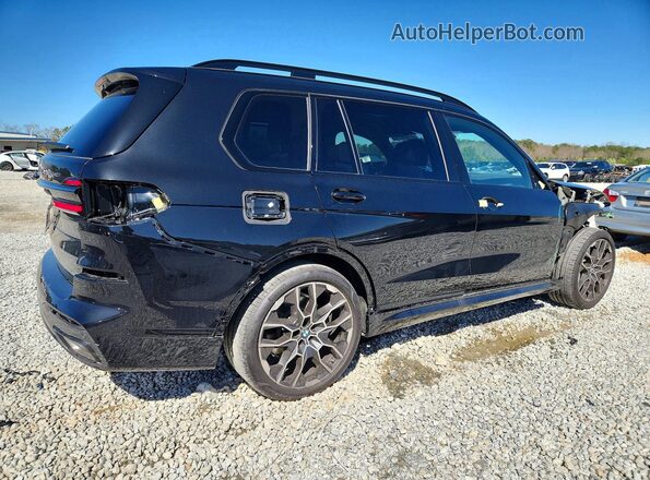 5UX23EM00T9270352 2026 BMW X7 Black 