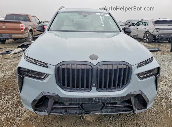 5UX23EM01P9N65305 2023 BMW X7 Silver წინა ხედი