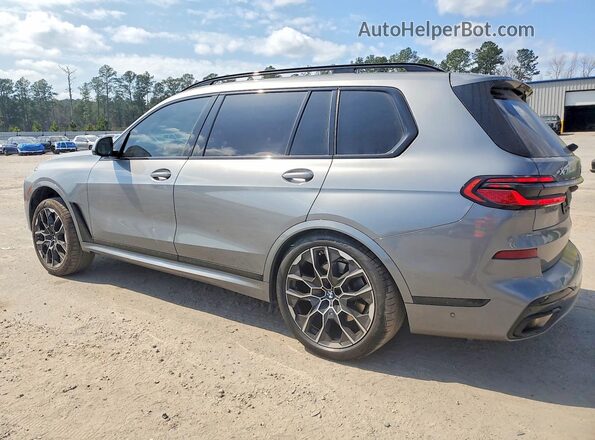 5UX23EM01R9S23534 2024 BMW X7 Gray Tył lewy