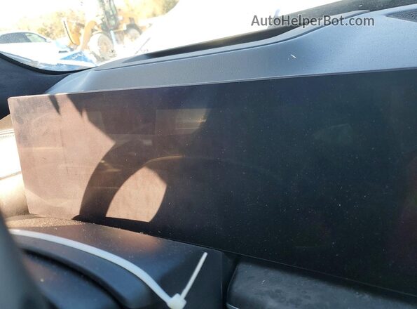 5UX23EM02S9Y44089 2025 BMW X7 Gray Սարքավորումների վահանակի տեսք