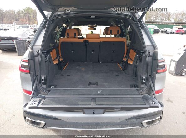 5UX23EM04R9S76938 2024 BMW X7 Gray 