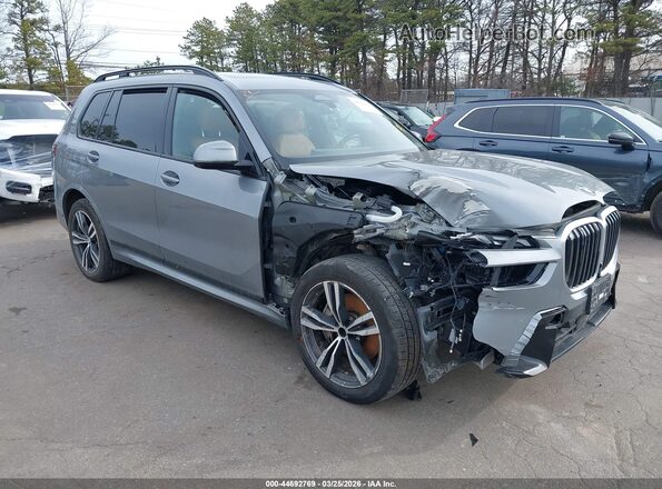 5UX23EM04R9S76938 2024 BMW X7 Gray წინა ხედი