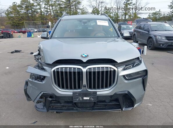 5UX23EM04R9S76938 2024 BMW X7 Gray ხელსაწყოთა პანელის ხედი