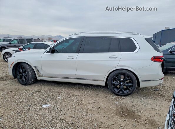 5UX23EM04R9W00499 2024 BMW X7 Белый 