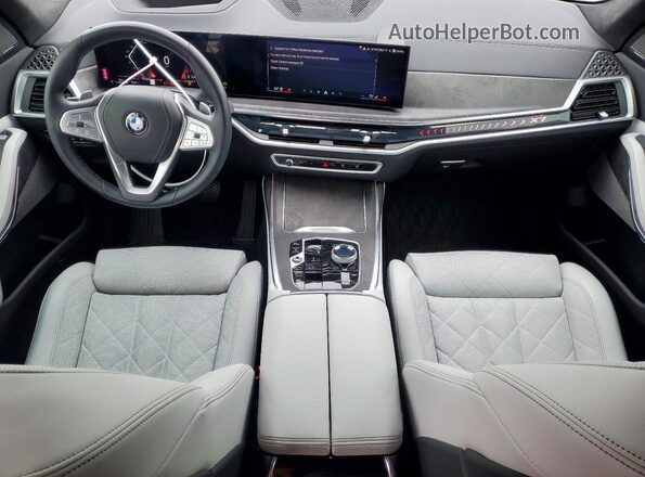 5UX23EM04R9W00499 2024 BMW X7 Белый 