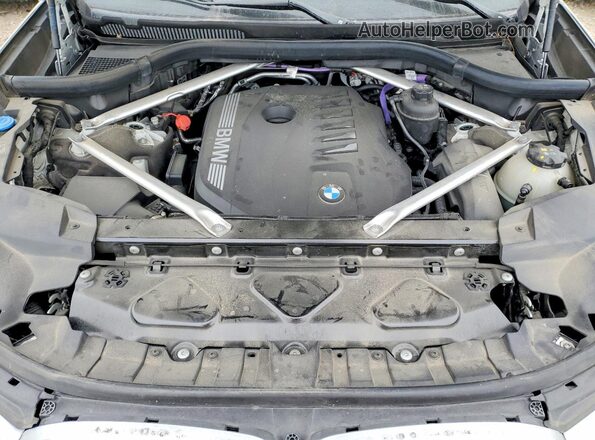 5UX23EM04R9W00499 2024 BMW X7 Белый 