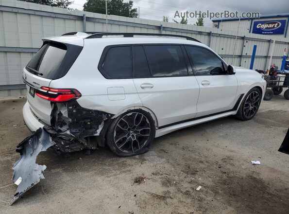 5UX23EM06P9P35206 2023 BMW X7 White უკანა მარჯვენა