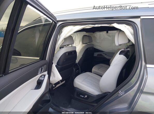 5UX23EM06R9V50477 2024 BMW X7 Gray VIN sticker view