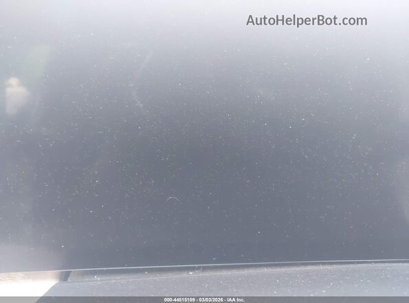 5UX23EM06R9V50477 2024 BMW X7 Gray 360 interior view