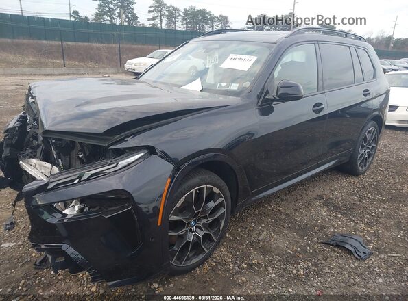 5UX23EM07P9R93153 2023 BMW X7 Black Vista tres cuartos delantera izquierda