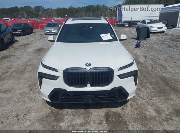 5UX23EM08R9T89565 2024 BMW X7 White 
