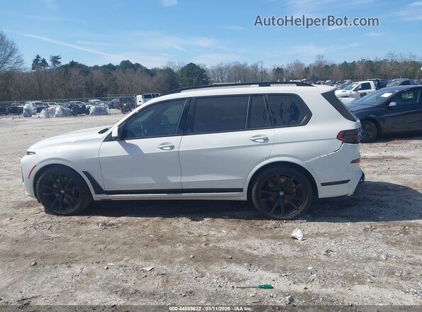 5UX23EM08R9T89565 2024 BMW X7 White 