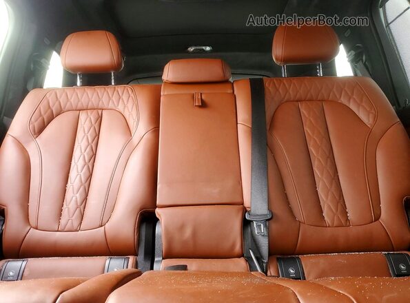 5UX23EM09R9V16078 2024 BMW X7 Black 