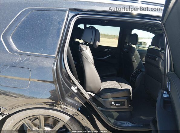 5UX23EM0XP9R36218 2023 BMW X7 Black Widok naklejki z numerem VIN