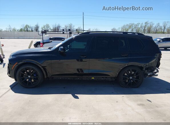 5UX23EM0XP9R36218 2023 BMW X7 Black Widok wnętrza 360 stopni