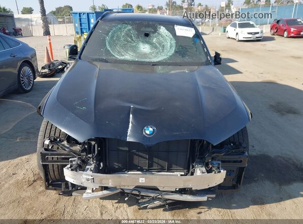 5UX23EU04T9026543 2026 BMW X5 Black Widok wnętrza z tyłu